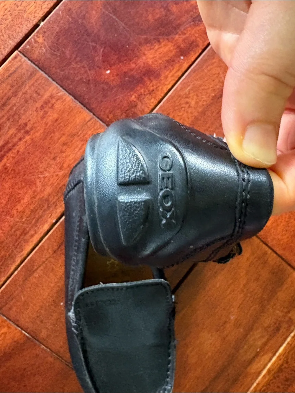 Geox Respira Boys Black Leather Slip-On Loafers EU 26 Like New